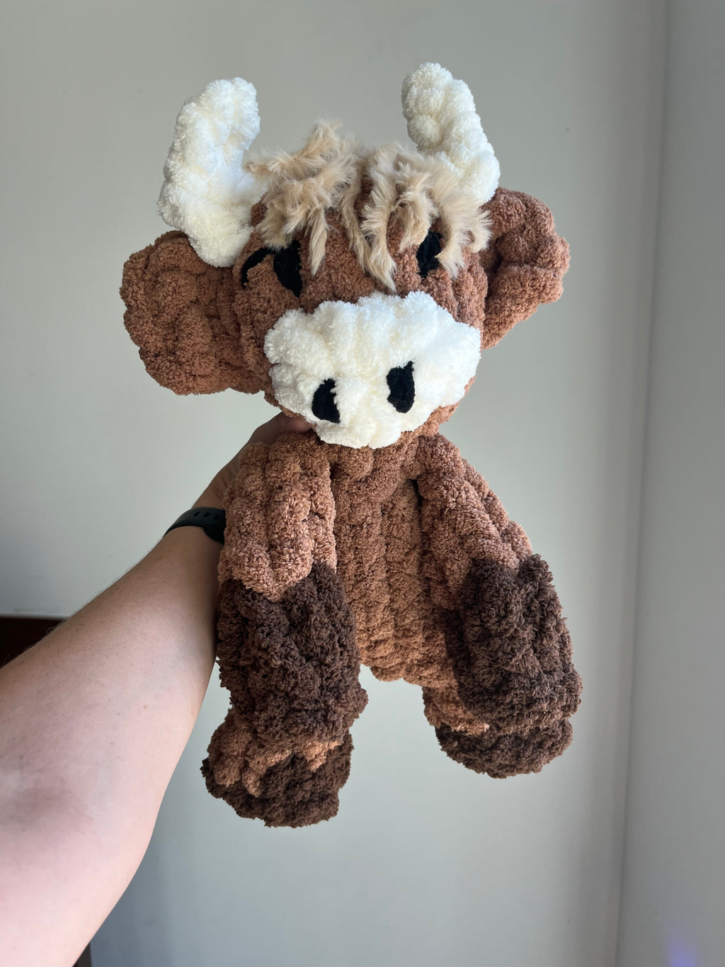 Cozy Highland Cow Snuggler