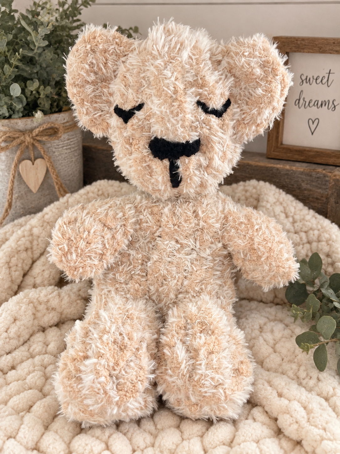 Sleepy Cuddle Bear