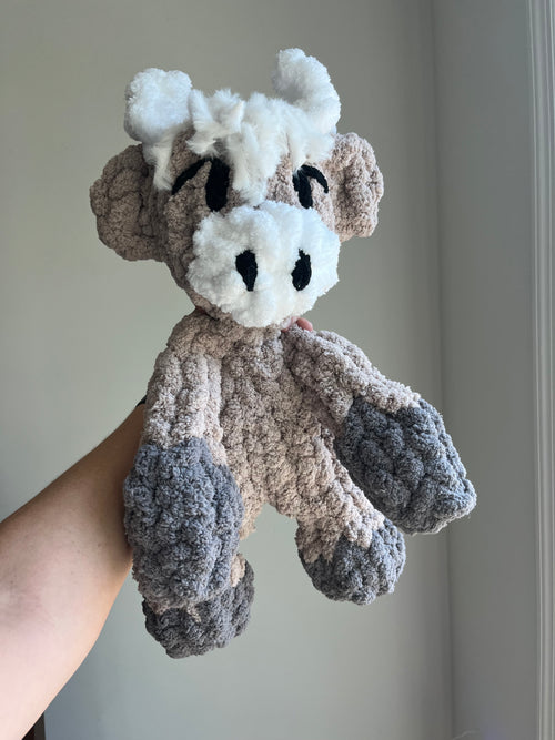 Cozy Highland Cow Snuggler